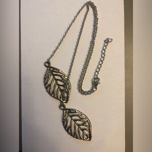Double Leaf Necklace